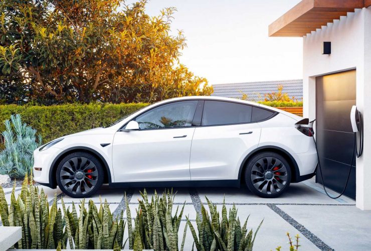 Tesla Model Y price under 400 dollars per month