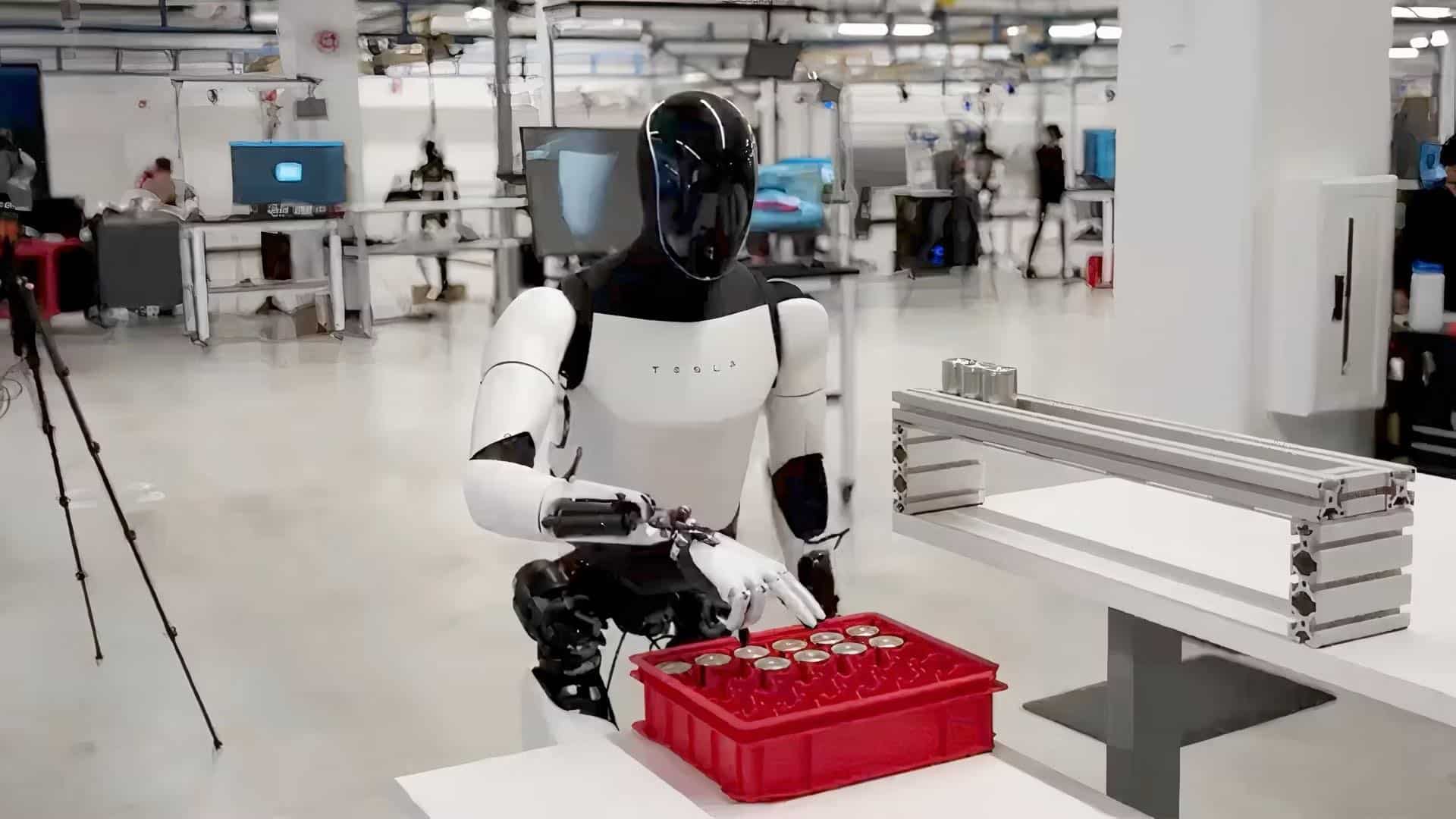 At Tesla, the first Optimus humanoid robots are already working in the factories