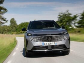 Le nouveau Peugeot 5008 électrique.