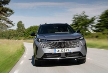 Le nouveau Peugeot 5008 électrique.