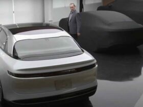 Fisker is bankrupt, a competitor wants to recover the name of its electric SUV!