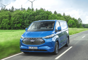 Ford e-Transit Custom: The tool for small and medium enterprises and artisans