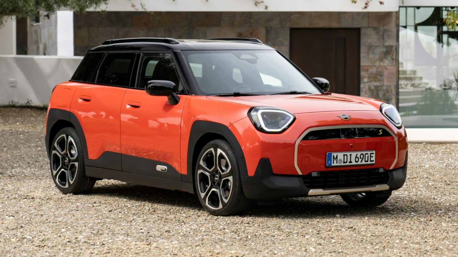 The electric Mini Cooper and Aceman, major losers of taxes on Chinese cars