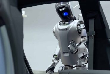 This car manufacturer will deploy humanoid robots in its factories