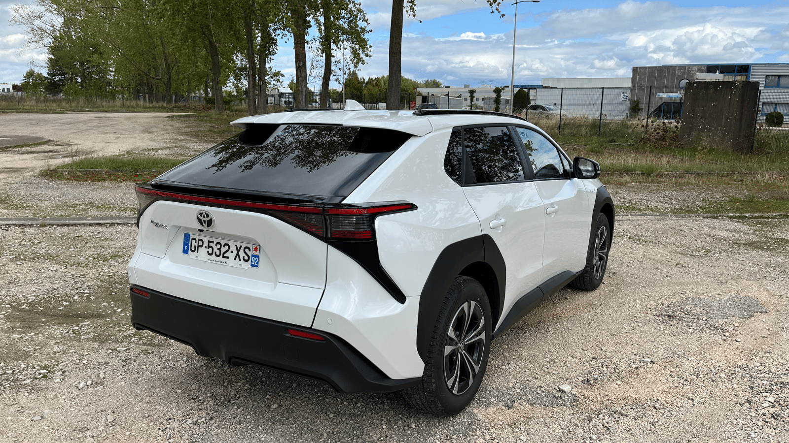 All promotions on hybrid, plug-in hybrid, and electric cars - June 2024