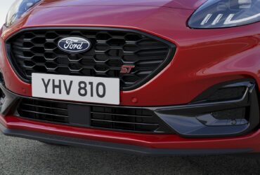 Another major automaker reconsiders its 100% electric announcements