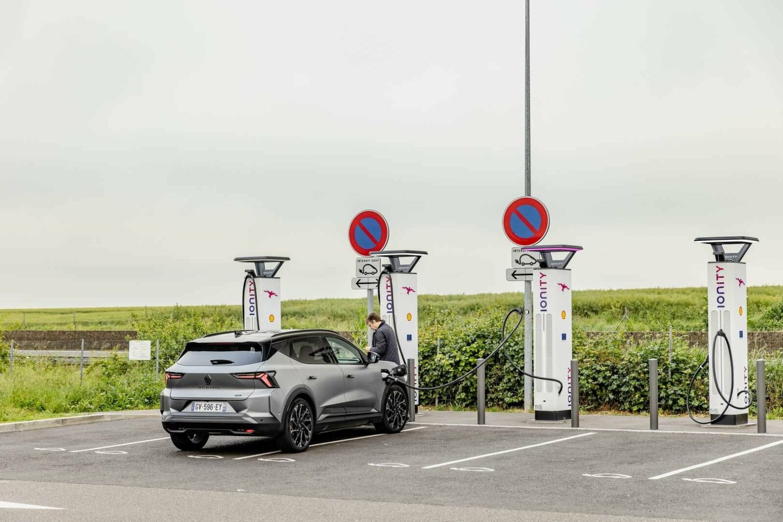 How much does it cost to charge an electric car when not at home?