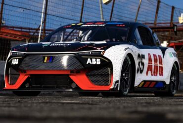 Revolution in the United States: NASCAR Tests 1360 hp Electric Prototype